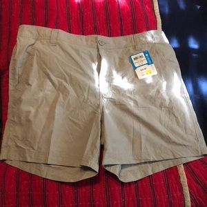 Columbia shorts